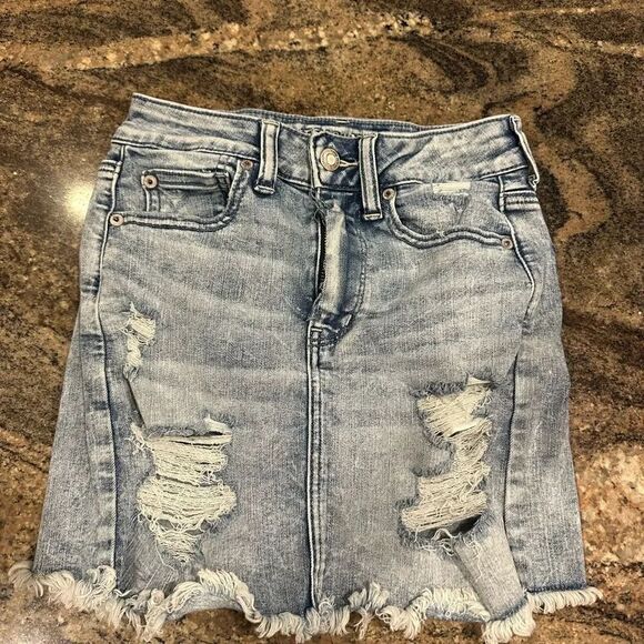 American Eagle Outfitters Dresses & Skirts - American Eagle size 0 distressed denim jean skirt stone wash